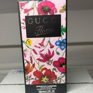 Gorgeous Gardenia - Pink Floral